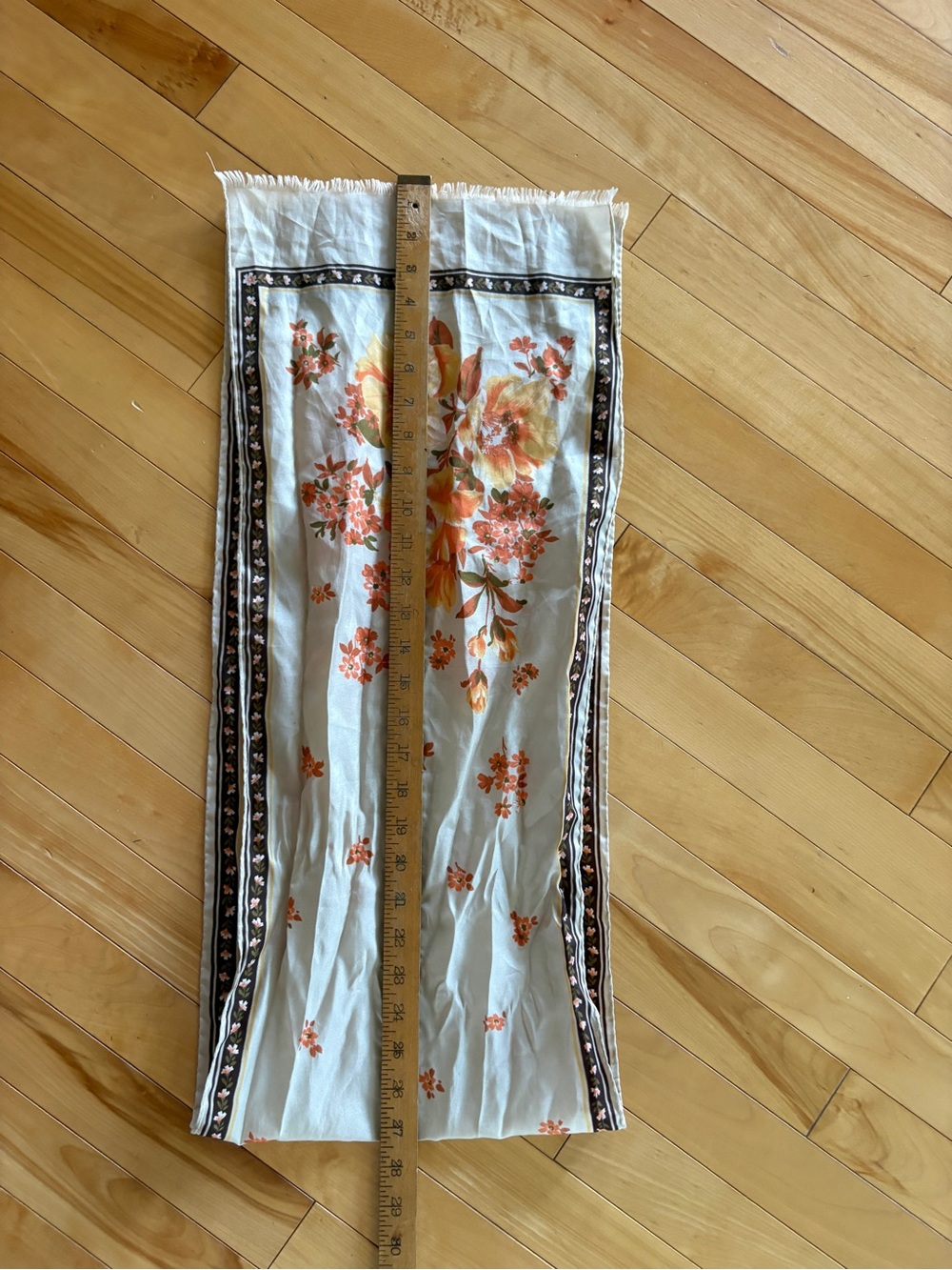 Gorgeous Fiorini Long Scarf Silky Floral Cream Orange Brown Fall Fringe - Picture 6 of 8
